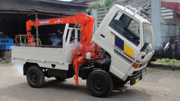 ISUZU NHR 4ล้อ เครน TADANO 2ตัน สภาพสวยพร้อมใช้