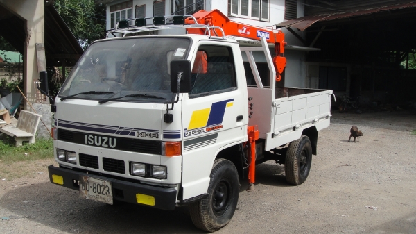 ISUZU NHR 4ล้อ เครน TADANO 2ตัน สภาพสวยพร้อมใช้