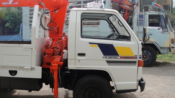 ISUZU NHR 4ล้อ เครน TADANO 2ตัน สภาพสวยพร้อมใช้