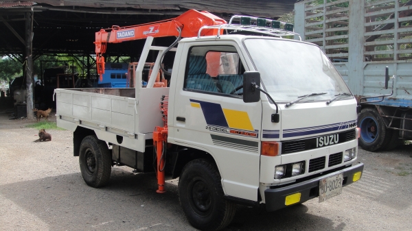 ISUZU NHR 4ล้อ เครน TADANO 2ตัน สภาพสวยพร้อมใช้