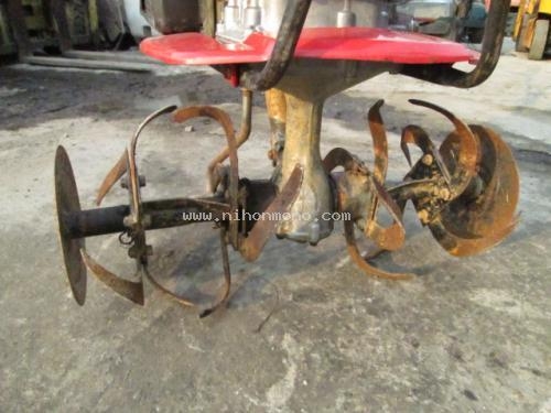 เครื่องพรวนดิน!!!!  HONDA   F210   รหัสสินค้า : 14001723  หรือเพิ่มเติมไดที่ www.nihonmono.com