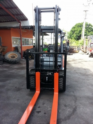 ขาย ฟอล์คลิฟต์  TOYOTA 8FD30  รถปี 2009