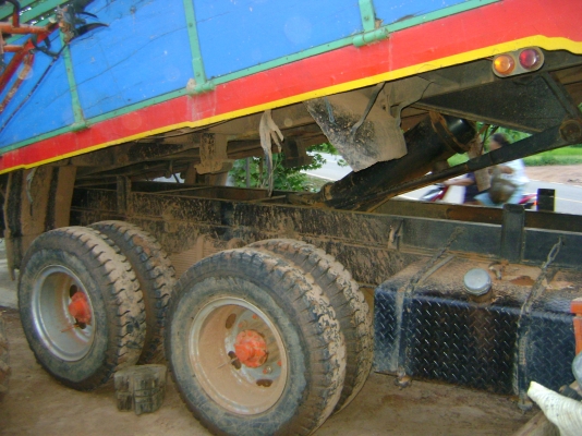 10 ล้อหัวยาว  2 เพลา เครื่อง 6 BG  175 แรง