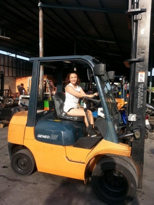 ขาย ฟอล์คลิฟต์ 2.5 ตัน TOYOTA 7FD25 เสา 5 เมตร ฮิ้งฟอล์ค ขาย ฟอล์คลิฟต์ 2.5 ตัน TOYOTA 7FD25 เสา 5 เมตร ฮิ้งฟอล์ค