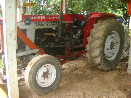 แม๊กซี 165  ราคา135000พร้อมอุปกรณ์ครบพร้อมใช้