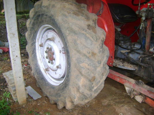 แม๊กซี 165  ราคา135000พร้อมอุปกรณ์ครบพร้อมใช้