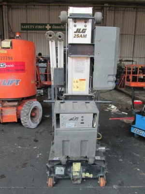 ขายรถยกส่วนบุคคล (Personnel Lift) (ไฟฟ้า) มือสอง ยี่ห้อ JLG ขายรถยกส่วนบุคคล (Personnel Lift) (ไฟฟ้า) มือสอง ยี่ห้อ JLG