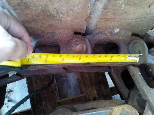 ขายเเทรคแบคโฮเล็กใช้ได้กับ pc20,25,30 ราคาถูกๆครับ