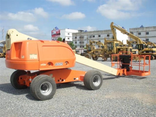 ขายรถกระเช้า JLG มือสองสภาพดีเก่านอก มีประกัน มีบริการหลังการขาย