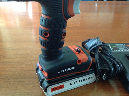 ขายสว่านไขควงไร้สาย BLACK&amp;DECKER BDCDMT120 Lithium ion 20V