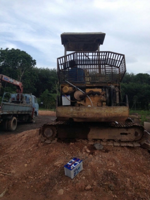 6ล้ออีซูสุบรรทุกติดเครน3ตัน ขายคู่กับ komatsu pc 40-6 สภาพสวยพร้อมใช้งาน ใช้งานอยู่ทั้งสองคัน ขายคู่หรือแยกก็ได้ 087-2976734