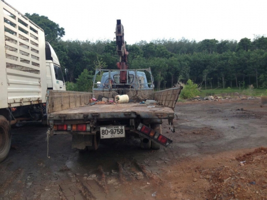 6ล้ออีซูสุบรรทุกติดเครน3ตัน ขายคู่กับ komatsu pc 40-6 สภาพสวยพร้อมใช้งาน ใช้งานอยู่ทั้งสองคัน ขายคู่หรือแยกก็ได้ 087-2976734