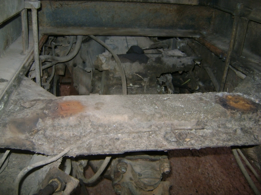 อีชูชุ  FVZ เครื่อง 6 BG 175 แรง  2 เพลา   ราคา  720,000  บาท