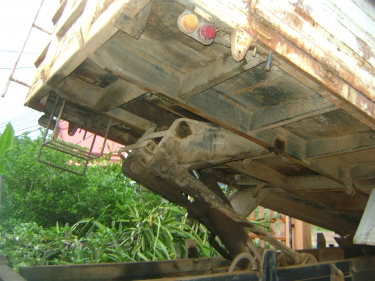 อีชูชุ  FVZ เครื่อง 6 BG 175 แรง  2 เพลา   ราคา  720,000  บาท