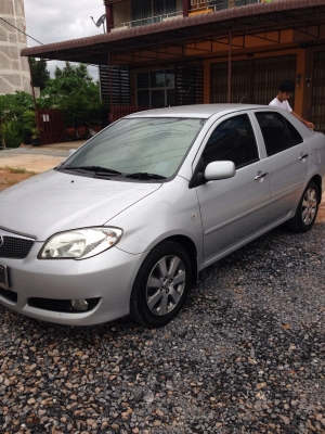 รถเก๋ง ปี  05  ตัวท๊อป  รถสวย  เล่มพร้อม..