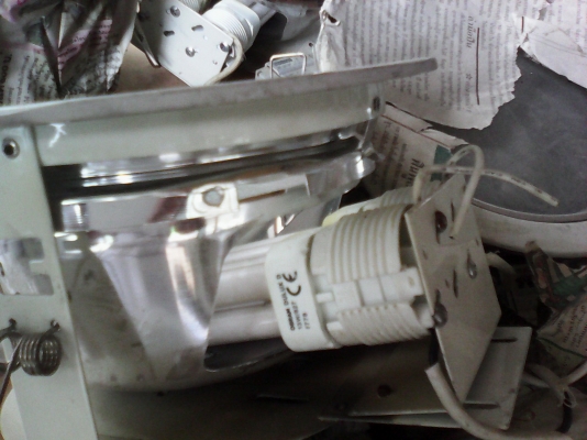 เหมา1,500ยกกอง)ชุดโคมไฟสปอตไลท์ ใหญ่ และเล็ก