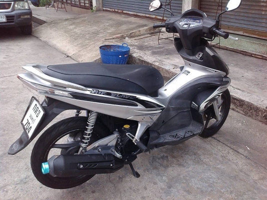 Air bland  ปี 50 สีแดง ดำ เครื่องดี เครื่องเดิมๆ  มีเล่มเอกสารครบ ไม่มีควัน ไม่หลวม