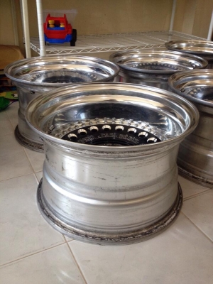 ขายล้อหยดน้ำ RAGUNA 2 ชิ้นแท้ ขอบ 15x9 ออฟ-28 6 รู ลึกๆ ขายล้อหยดน้ำ RAGUNA 2 ชิ้นแท้ ขอบ 15x9 ออฟ-28 6 รู ลึกๆ