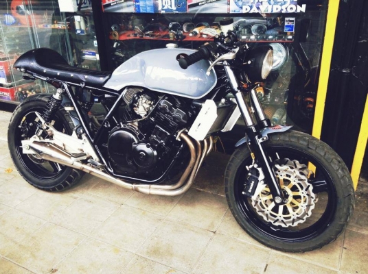 รับแปลงท้ายcb400เป็นเทค3 พร้อมอะไหล่เดิมแต่ง รับแปลงท้ายcb400เป็นเทค3 พร้อมอะไหล่เดิมแต่ง