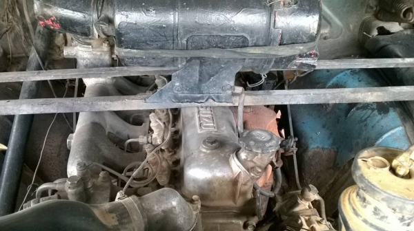 ขาย 6 ล้อหัวยาว สภาพสวยจัดยางใหม่ทั้ง 6 เส้น  เครื่อง 6BD1 165 HP เฟืองท้ายจัมโบ้ สโลว์เกียร์กลาง คัสซีสวยตลอดเส้น ทะเบียนเต็มพร้อมโอน