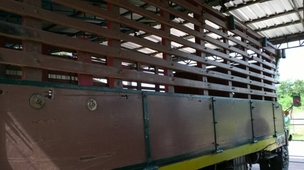 ขาย 6 ล้อหัวยาว สภาพสวยจัดยางใหม่ทั้ง 6 เส้น  เครื่อง 6BD1 165 HP เฟืองท้ายจัมโบ้ สโลว์เกียร์กลาง คัสซีสวยตลอดเส้น ทะเบียนเต็มพร้อมโอน