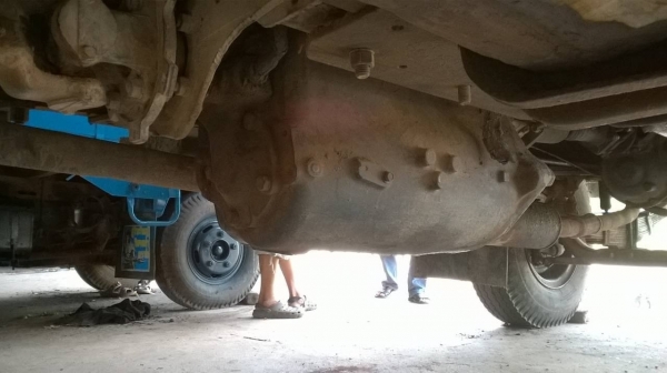 ขาย 6 ล้อหัวยาว สภาพสวยจัดยางใหม่ทั้ง 6 เส้น  เครื่อง 6BD1 165 HP เฟืองท้ายจัมโบ้ สโลว์เกียร์กลาง คัสซีสวยตลอดเส้น ทะเบียนเต็มพร้อมโอน