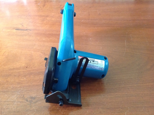 ขายเครื่องตัดกระเบื้องไร้สาย Makita 3 3/8" สภาพใหม่เก่าเก็บ