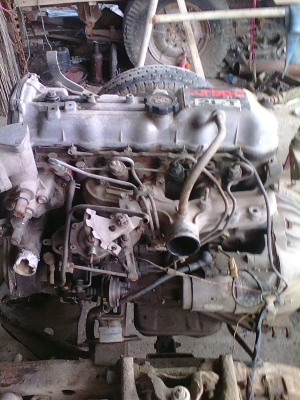 ขายเครื่องยนต์  TOYOTA  2L