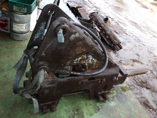 หัวทุบเก่าญี่ปุ่น พร้อมใช้งาน เข็มใหม่ติด PC 55 60 70 ของ UB