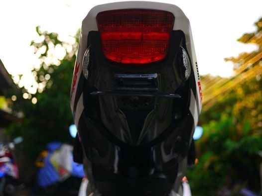 ขาย Cbr1000 2008 สภาพเครื่องสดๆ เสียสรรพสารมิตรแล้วเอกสารแท้ทุกฉบับ