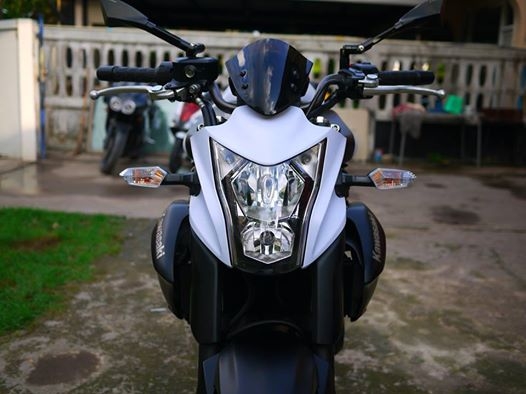 ขาย ER6N พร้อมทะเบียนแท้ไม่ขาดต่อ เอกสารคู่มือทุกอย่างครบ โฉมใหม่ล่าสุด ปี 2014 สภาพใหม่กริ๊ป