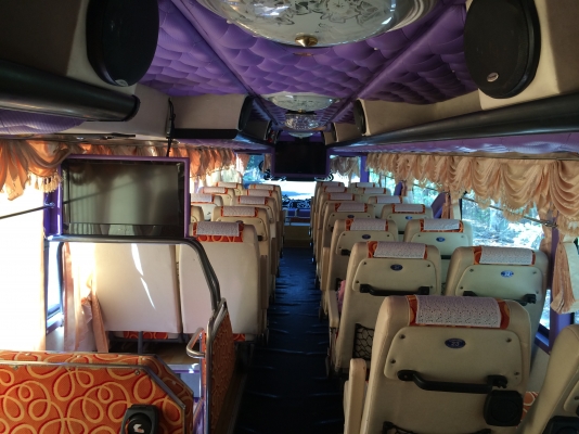 ขายรถทัวร์ 2 ชั้น ปรับอากาศ VIP 8 ล้อ จร้าาา ราคาคุยได้ สนใจติดต่อคุณอ้วน  086 - 830 -4277 / 084 - 010 -1678