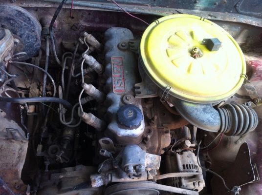 ขายเครื่องพร้อมเกียร์isuzu kb มีสำเนาหน้าเล่มให้