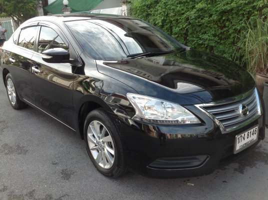 NISSAN, SYLPHY 1.6 E โฉม ปีปัจจุบัน เกียร์ออโต้ สีดำ