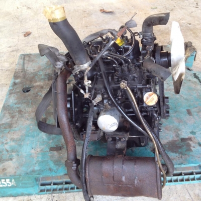 เครื่องยนต์ YANMAR  3 สูบ เก่าญี่ปุ่น สภาพดี พร้อมใช้งาน  ไม่เคยใช้งานในไทย ราคา 18,500 บาท