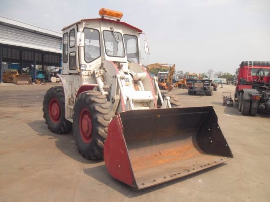 ขายรถตักล้อยาง Caterpillar 922B เก่านอก พร้อมเอกสาร สภาพดีพร้อมใช้งาน 089-551-2032