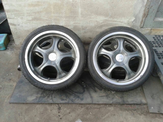 ขายล้อแม๊ก ขอบ 18" พร้อมยาง