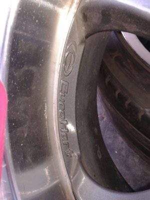 ขายล้อแม๊ก ขอบ 18" พร้อมยาง