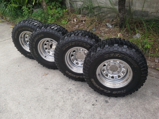 ล้อRock crawler15x8et-34พร้อมยางDeestone31x10.5ปี12สวยๆ ล้อRock crawler15x8et-34พร้อมยางDeestone31x10.5ปี12สวยๆ
