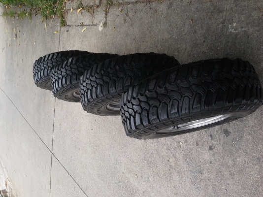 ล้อRock crawler15x8et-34พร้อมยางDeestone31x10.5ปี12สวยๆ ล้อRock crawler15x8et-34พร้อมยางDeestone31x10.5ปี12สวยๆ