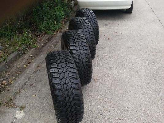 ล้อRock crawler15x8et-34พร้อมยางDeestone31x10.5ปี12สวยๆ ล้อRock crawler15x8et-34พร้อมยางDeestone31x10.5ปี12สวยๆ