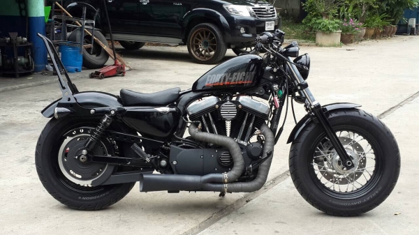ธารนนทบุรี//ขาย harley-davidson sportter 48 ปี2013 ของแต่งเทพๆ สภาพเทพๆ ครับ ราคา790,000 บาท ทะเบียนเลขสวยครับ