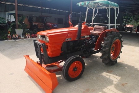 ขายรถไถ Kubota L2601 ใบดัน เครื่องดีครับ