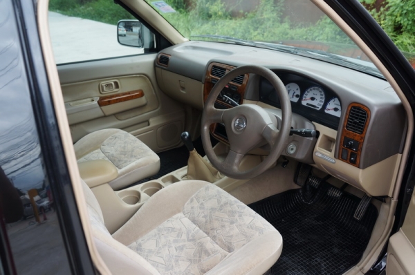 NISSAN FRONTIER CAB ปี 2002 ขายรถสวย เดิมๆ เบรคระบบABS เครื่องแน่นๆวิ่งดีมาก ช่วงล่างดี แอร์เย็นๆ ล้อMAX ภายในลายไม้สภาพสวย สีสวย รถพร้อมใช้งาน จัดไฟแนนได้ การันตีรถสวย