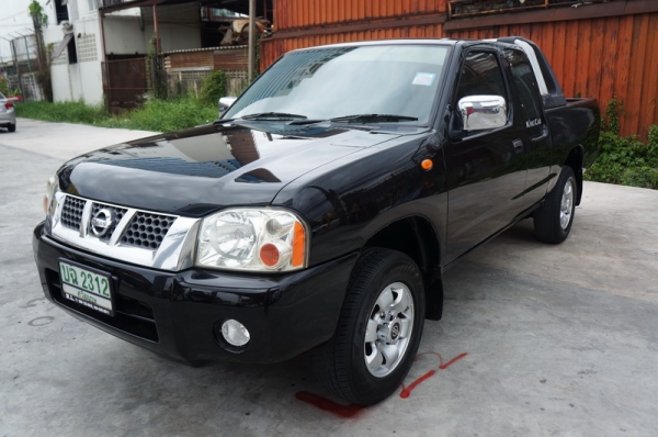 NISSAN FRONTIER CAB ปี 2002 ขายรถสวย เดิมๆ เบรคระบบABS เครื่องแน่นๆวิ่งดีมาก ช่วงล่างดี แอร์เย็นๆ ล้อMAX ภายในลายไม้สภาพสวย สีสวย รถพร้อมใช้งาน จัดไฟแนนได้ การันตีรถสวย