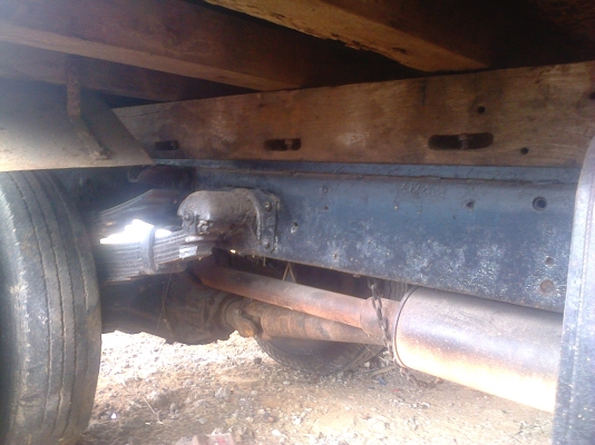 หกล้ออีซูซุ KS130แรงสภาพใช้ได้เลย ทะเบียนแจ้งม.79แล้ว