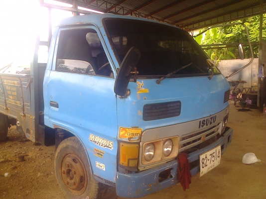 หกล้ออีซูซุ KS130แรงสภาพใช้ได้เลย ทะเบียนแจ้งม.79แล้ว