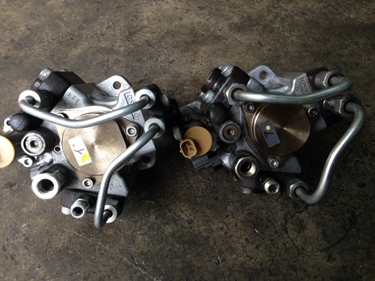 ขายปั๊ม 3 โรลเตอร์ หมุนขวา