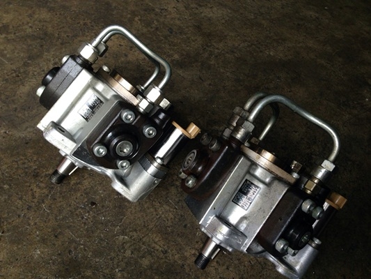 ขายปั๊ม 3 โรลเตอร์ หมุนขวา