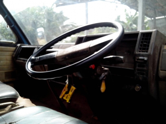 NPR115 เกียร์ยาว ปี30 เล่มทะเบียนพร้อมโอน NPR115 เกียร์ยาว ปี30 เล่มทะเบียนพร้อมโอน